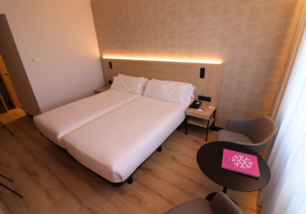 REFORMA HOTEL BLANCA DE NAVARRA EN PAMPLONA oses construccion