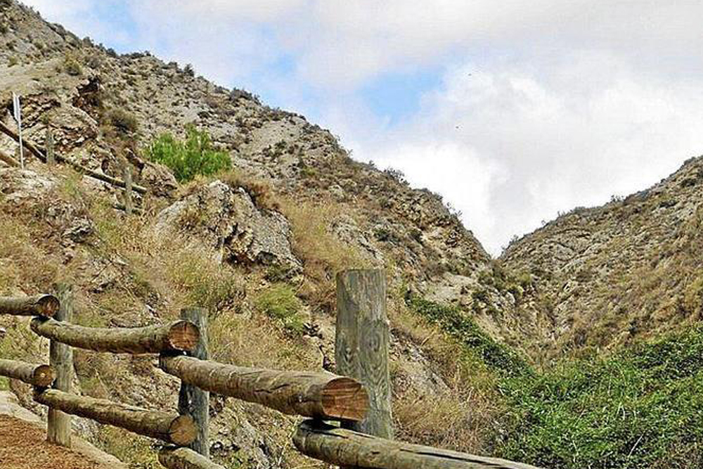 barranco pilon falces mejora oses construccion