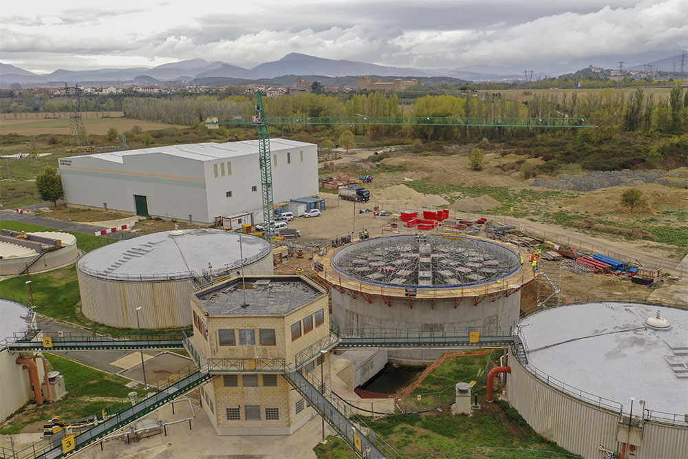 DIGESTOR Nº 5 Y TRASLADO DE INSTALACIÓN DE DESBASTE DE FANGOS EN EDAR DE ARAZURI (SM286983)