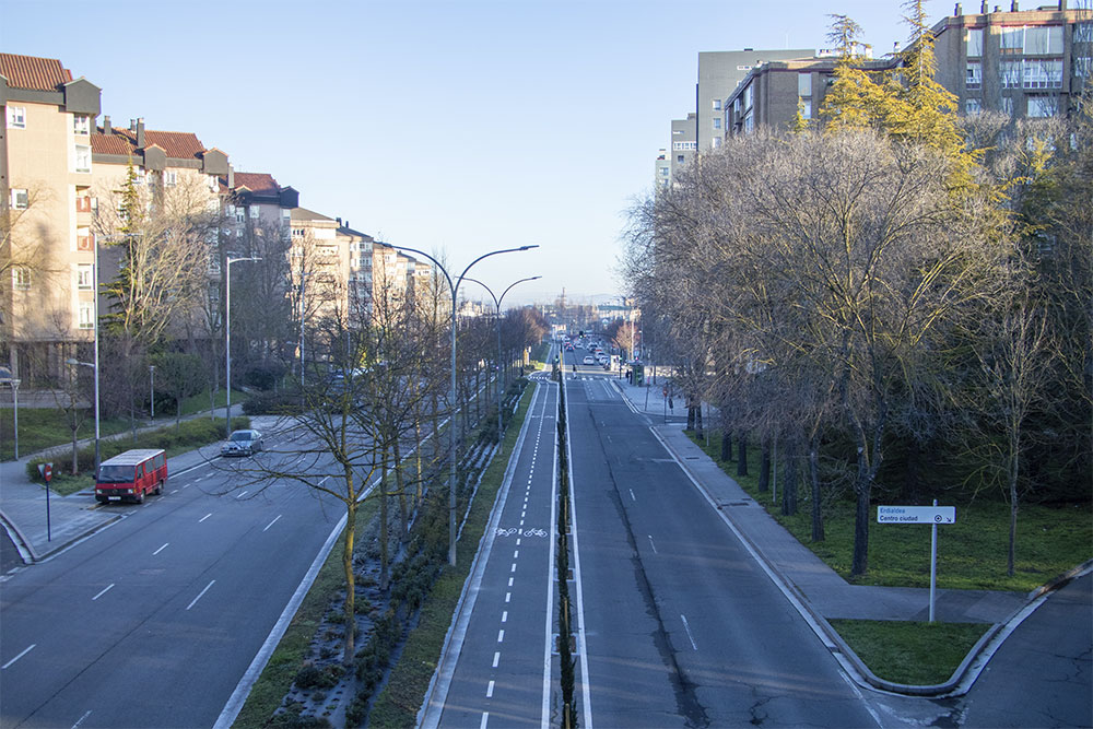 CONSTRUCCIÓN DE VÍA CICLISTA EN LA CALLE MADRID DE VITORIA-GASTEIZ
