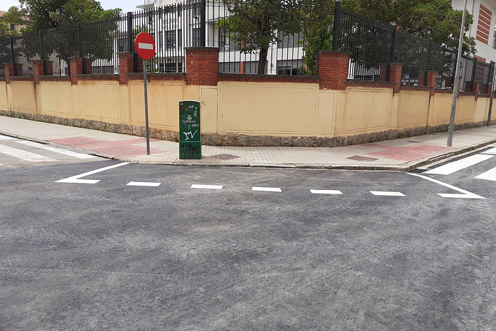 Obras de refuerzo de redes exteriores incluidas en el ámbito del plan espaciales "Salesianos".