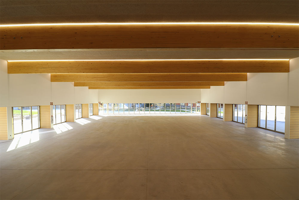 CONTRATO DE OBRAS DE CONSTRUCCIÓN DE PABELLON MULTIUSOS Y URBANIZACIÓN DE LA UNIDAD DE EJECUCIÓN NÚMERO 22 DE VALTIERRA (NAVARRA)