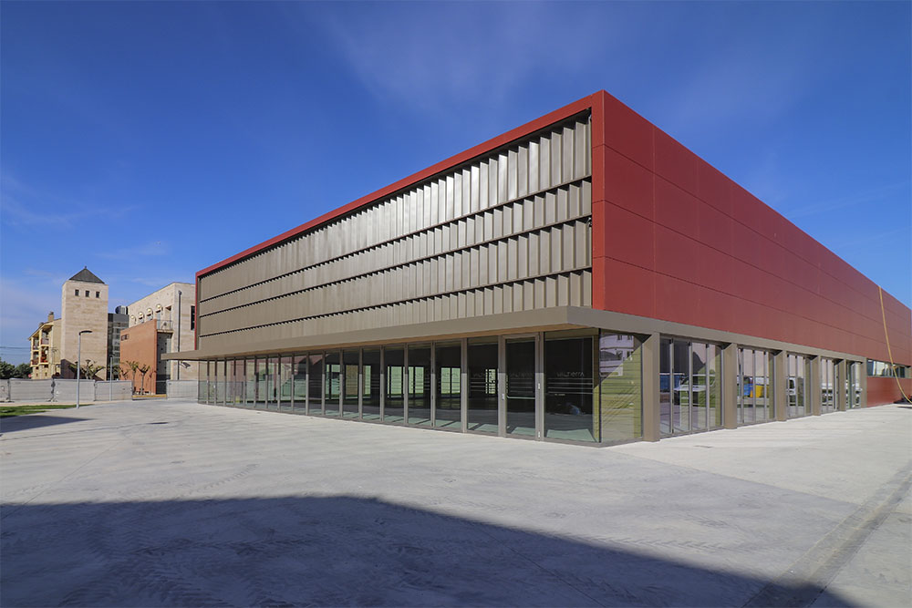 CONTRATO DE OBRAS DE CONSTRUCCIÓN DE PABELLON MULTIUSOS Y URBANIZACIÓN DE LA UNIDAD DE EJECUCIÓN NÚMERO 22 DE VALTIERRA (NAVARRA)