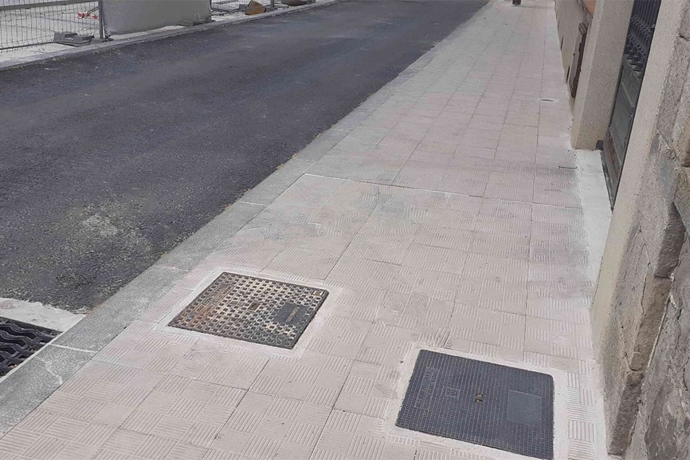 Obras de refuerzo de redes exteriores incluidas en el ámbito del plan espaciales "Salesianos".