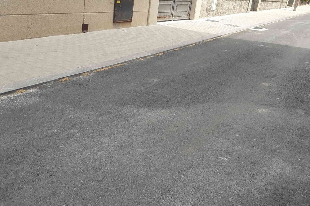 Obras de refuerzo de redes exteriores incluidas en el ámbito del plan espaciales "Salesianos".