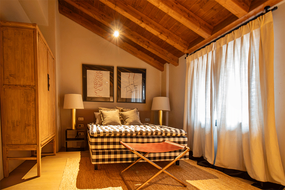 VILLAMAYOR DE MONJARDIN AMPLIACIÓN DEL HOTEL